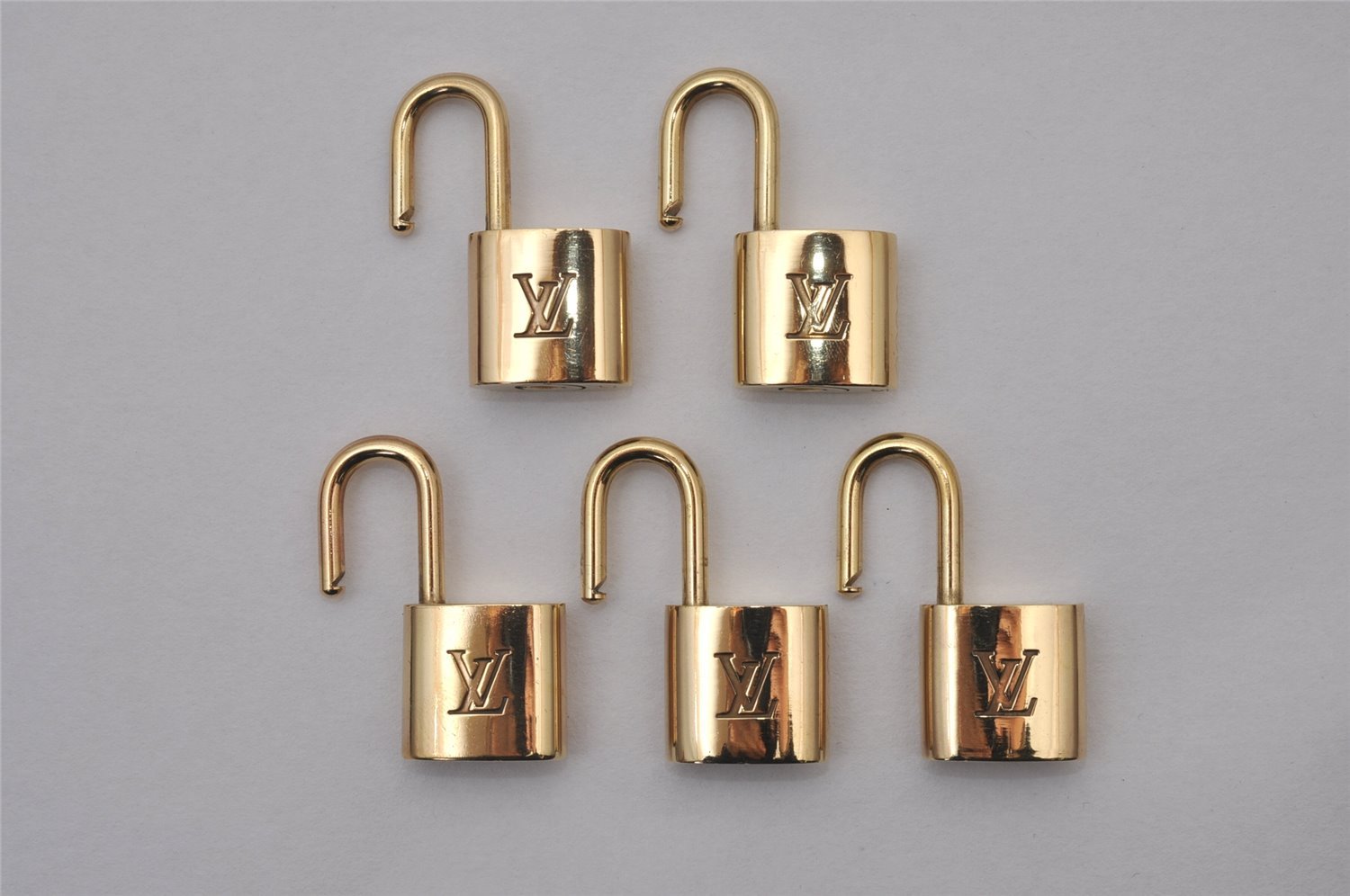 Authentic Louis Vuitton Padlock Gold 10Set LV 3900I