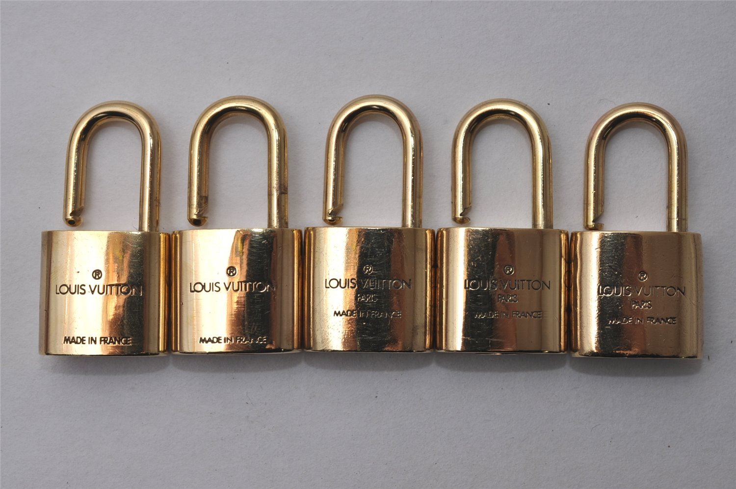 Authentic Louis Vuitton Padlock Gold 10Set LV 3900I