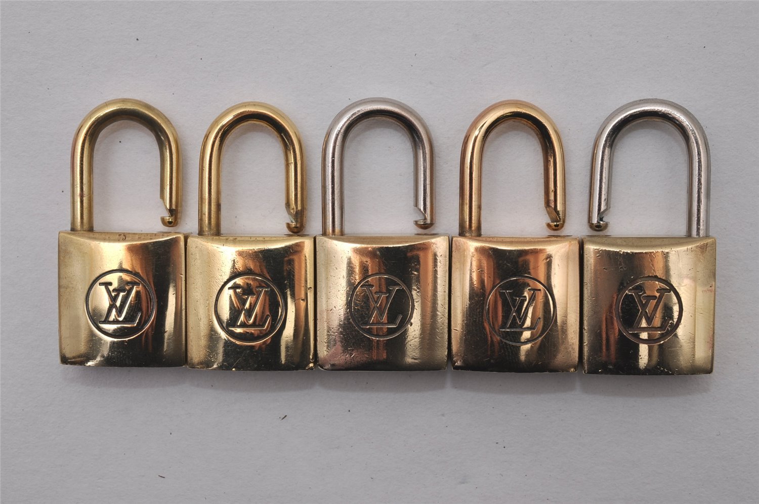 Authentic Louis Vuitton Padlock 10Set Old Model LV 3902I