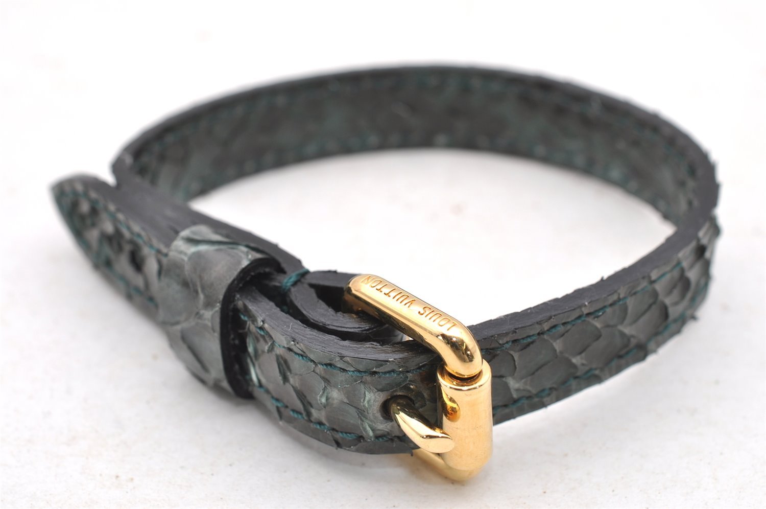 Authentic Louis Vuitton Bracelet Leather Gold Tone Green LV 3911I