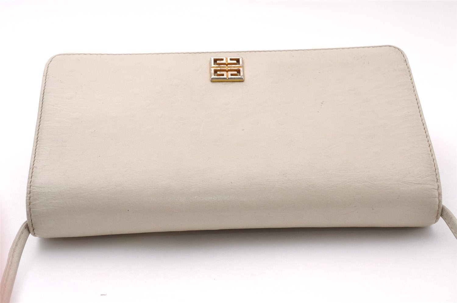 Authentic GIVENCHY Vintage Leather Shoulder Cross Body Bag Purse White 3915I