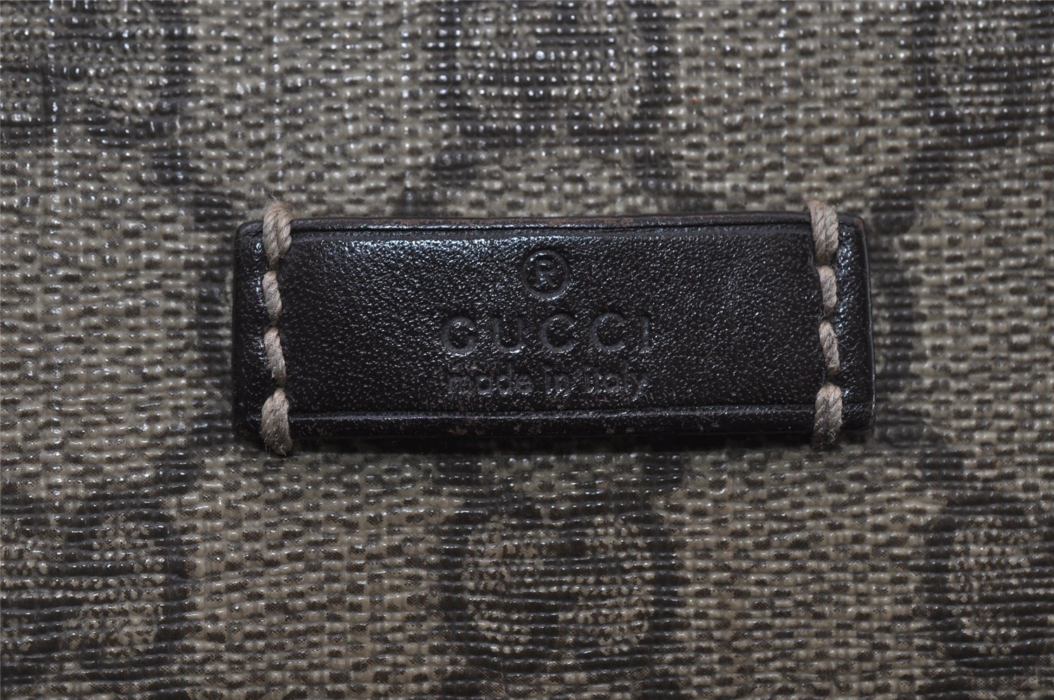 Authentic GUCCI Shoulder Cross Body Bag Purse GG PVC Leather 223666 Brown 3933I