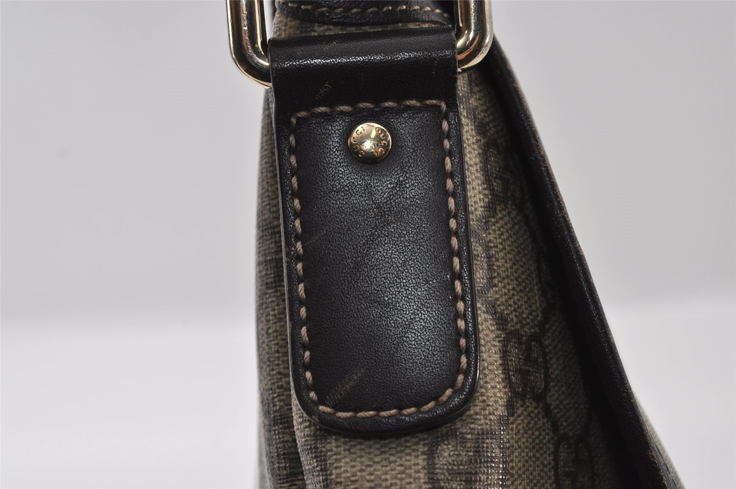 Authentic GUCCI Shoulder Cross Body Bag Purse GG PVC Leather 223666 Brown 3933I