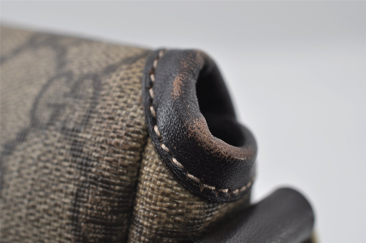 Authentic GUCCI Shoulder Cross Body Bag Purse GG PVC Leather 223666 Brown 3933I