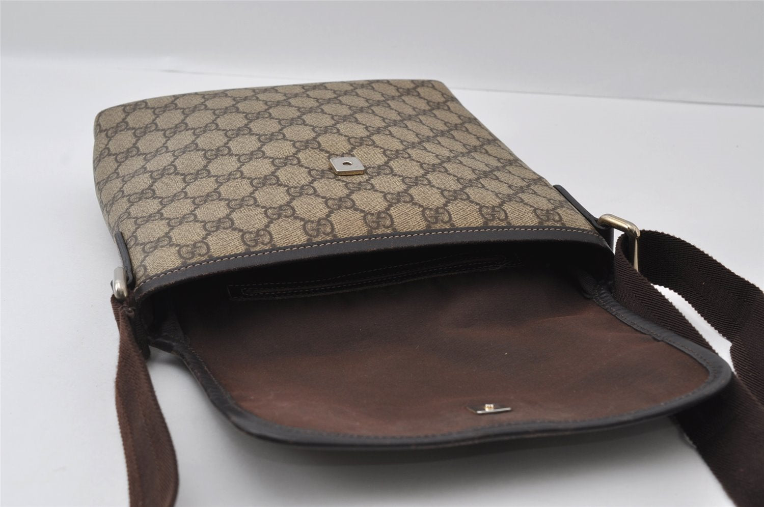 Authentic GUCCI Shoulder Cross Body Bag Purse GG PVC Leather 223666 Brown 3933I