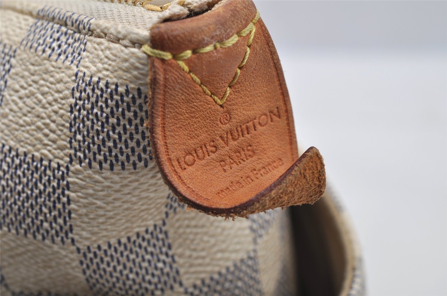 Authentic Louis Vuitton Damier Azur Totally PM Tote Bag White N41280 LV 3944I