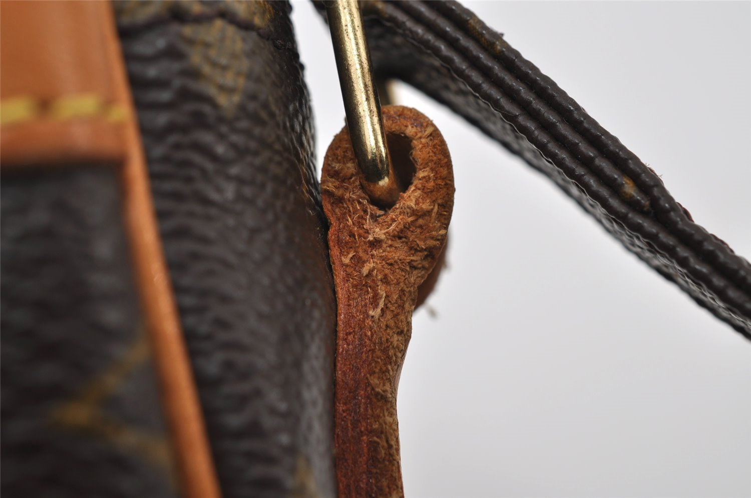 Authentic Louis Vuitton Monogram Danube Shoulder Cross Body Bag M45266 LV 3945I