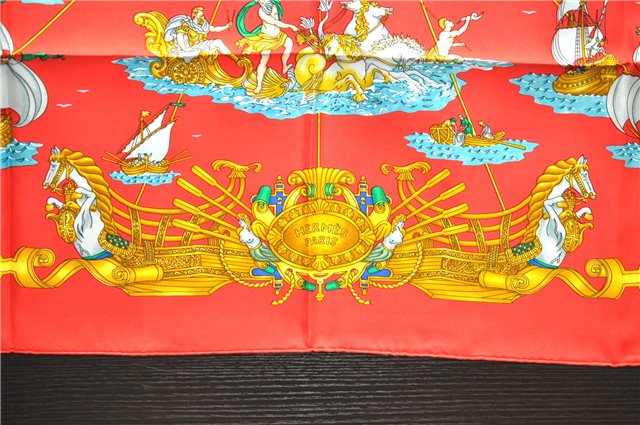 Authentic HERMES Carre 90 Scarf 