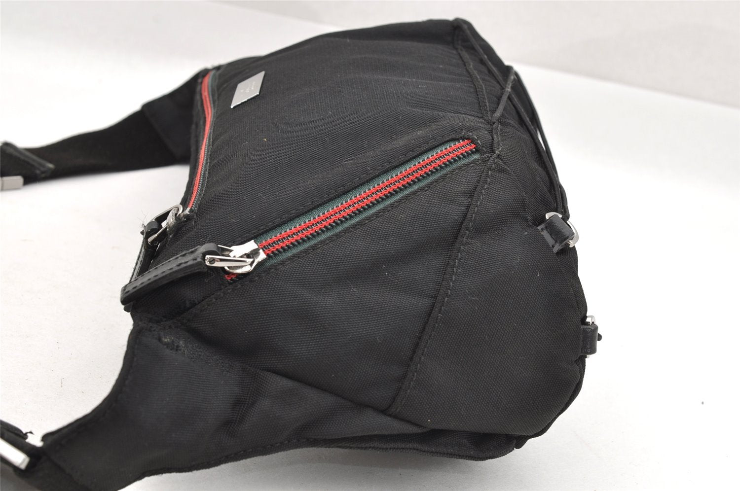 Authentic GUCCI Web Sherry Line Waist Body Bag Nylon Leather 122350 Black 3947I