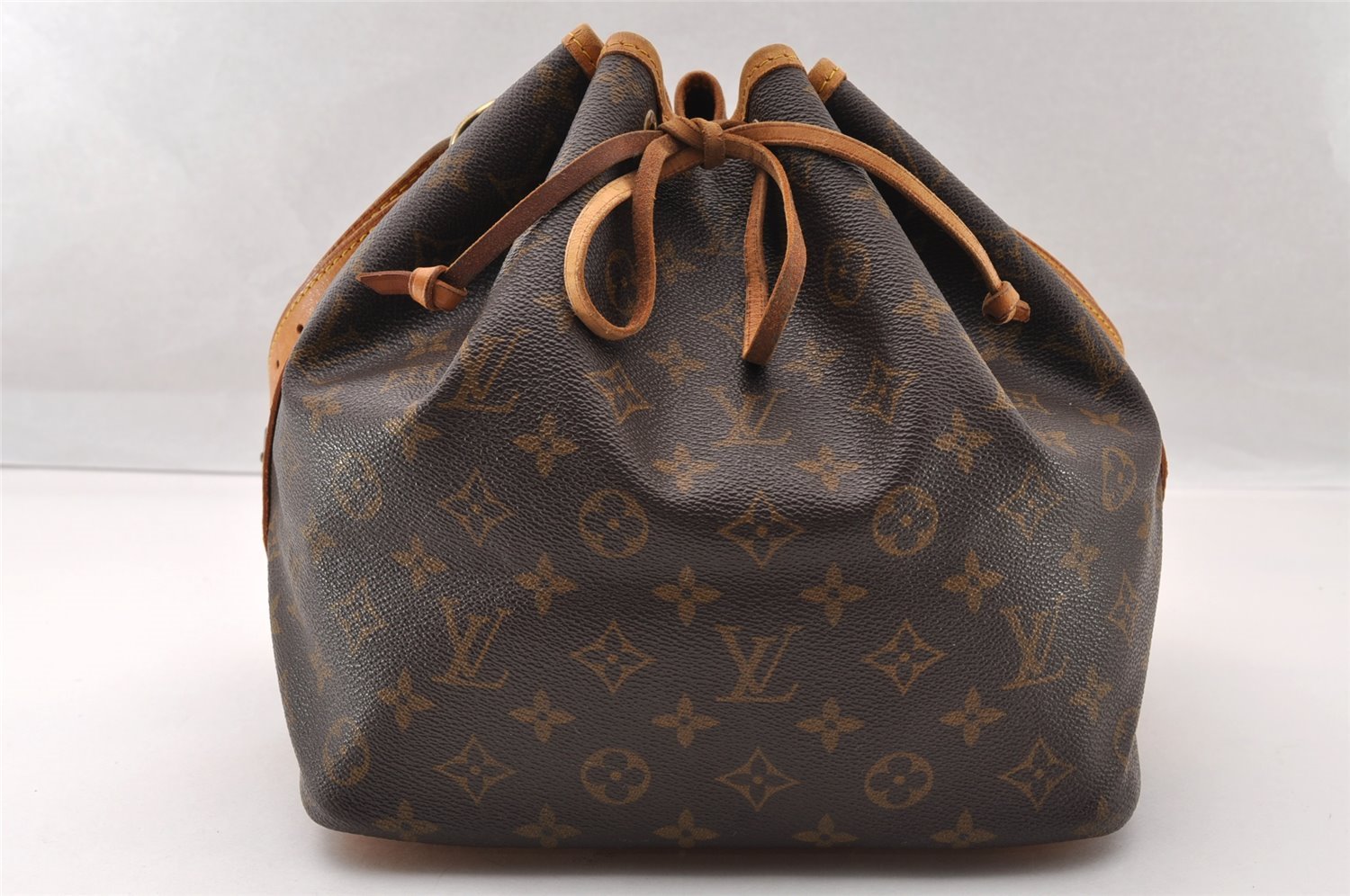 Authentic Louis Vuitton Monogram Petit Noe M42226 Shoulder Drawstring Bag 3950I