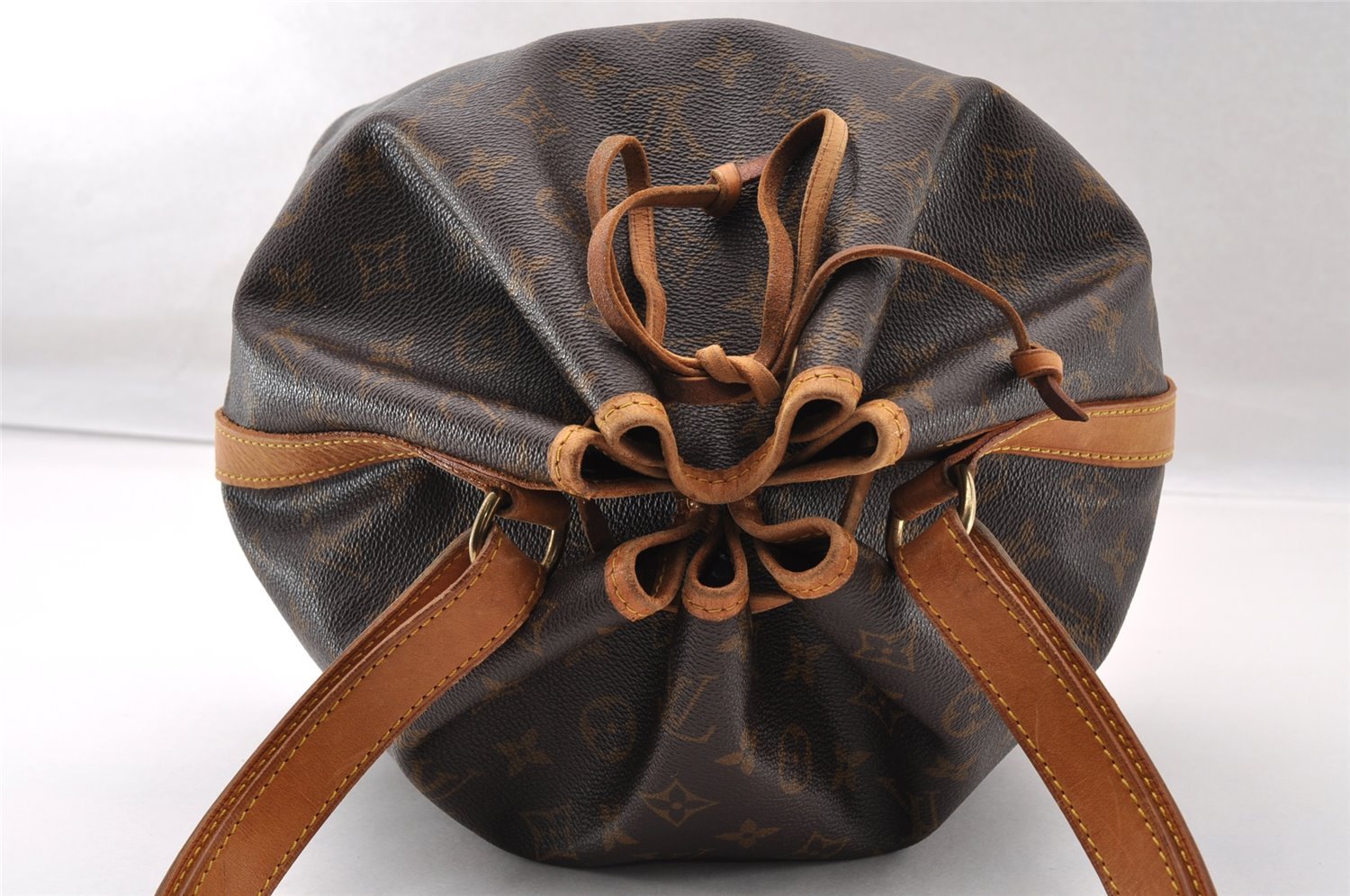 Authentic Louis Vuitton Monogram Petit Noe M42226 Shoulder Drawstring Bag 3950I