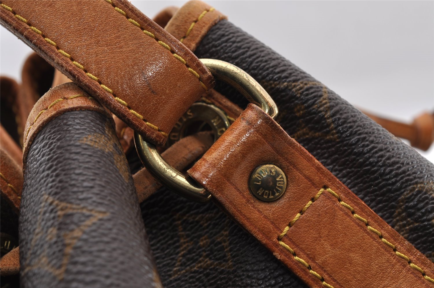 Authentic Louis Vuitton Monogram Petit Noe M42226 Shoulder Drawstring Bag 3950I