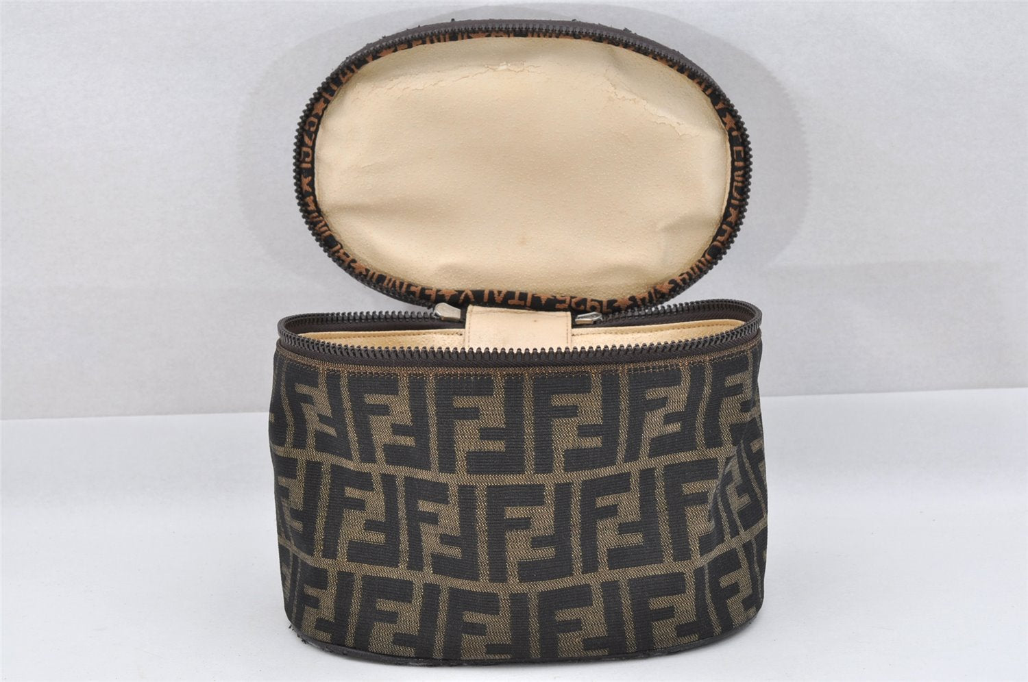 Authentic FENDI Zucca Vanity Bag Pouch Purse Canvas Leather Brown Junk 3952I