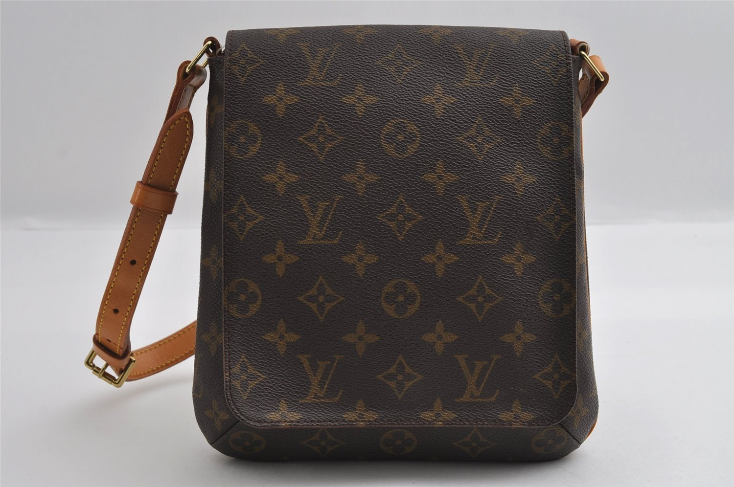 Authentic Louis Vuitton Monogram Musette Salsa Shoulder Bag Purse LV 3974I