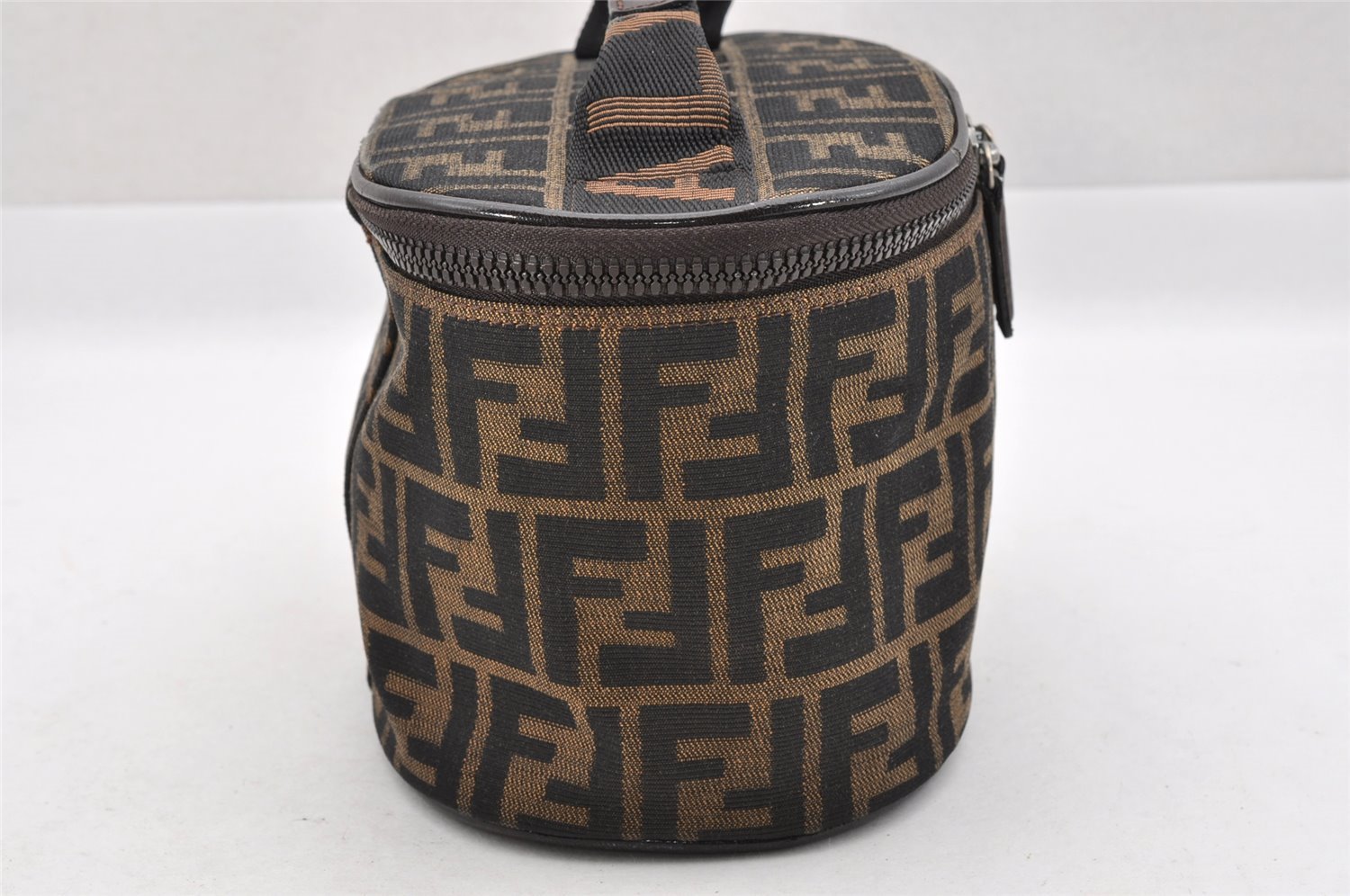 Authentic FENDI Zucca Vanity Bag Pouch Purse Canvas Leather Brown Junk 4000I