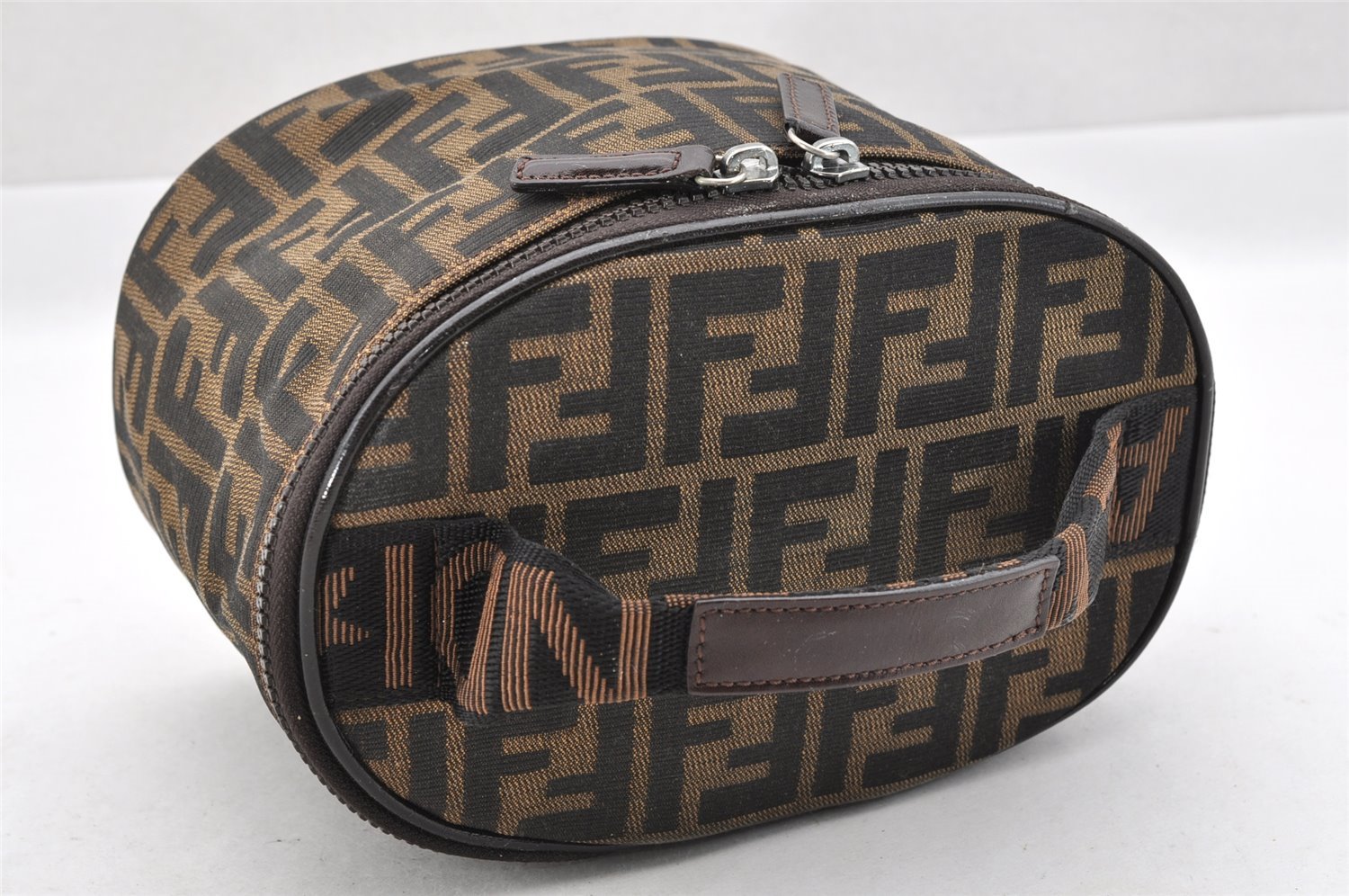 Authentic FENDI Zucca Vanity Bag Pouch Purse Canvas Leather Brown Junk 4000I
