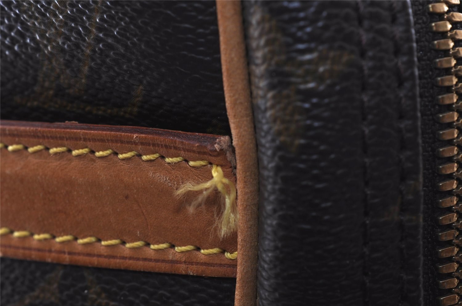 Authentic Louis Vuitton Monogram Reporter GM Shoulder Cross Bag M45252 LV 4005I