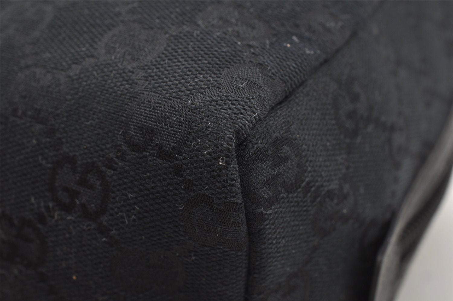 Authentic GUCCI Vintage Hand Bag Purse GG Canvas Leather 124542 Black 4006I