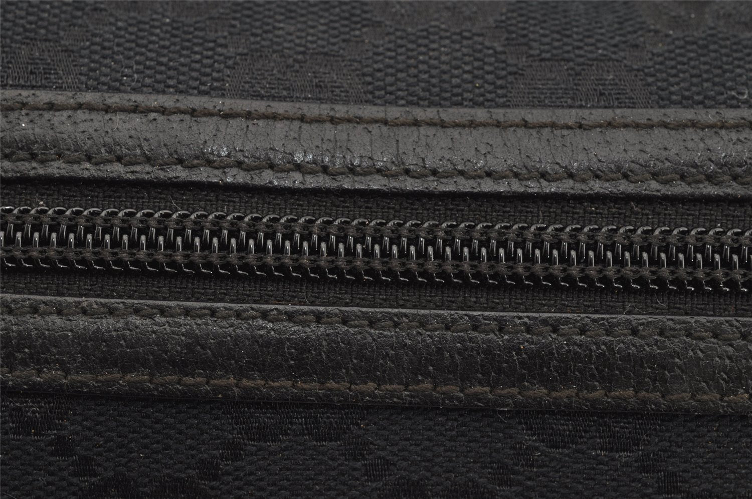 Authentic GUCCI Vintage Hand Bag Purse GG Canvas Leather 124542 Black 4006I