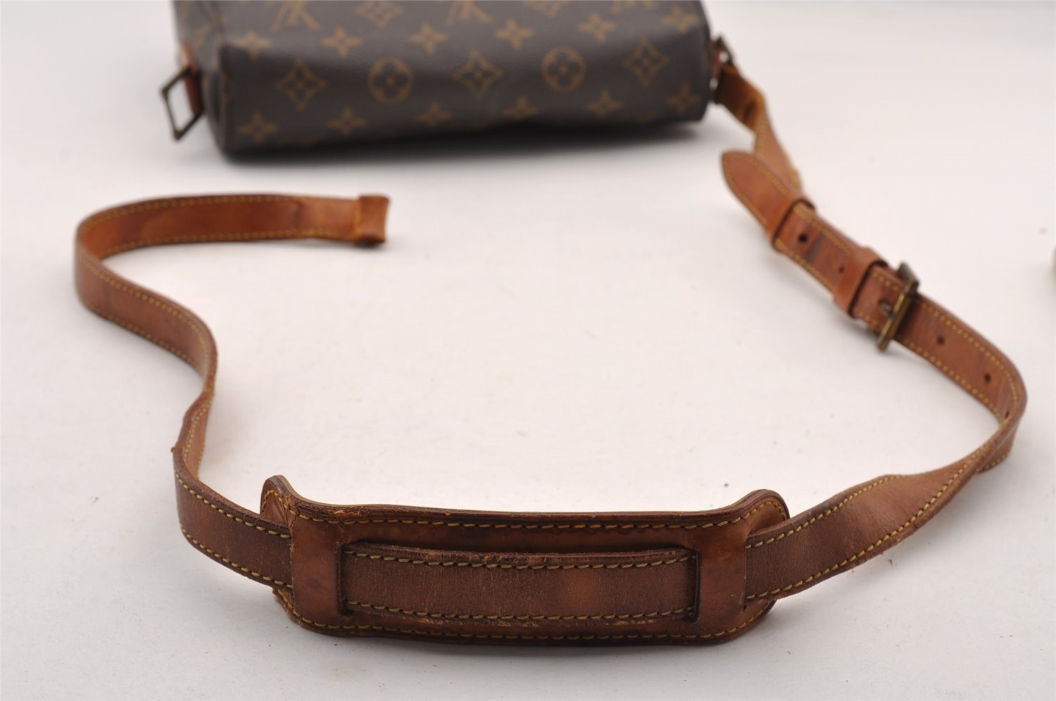 Authentic Louis Vuitton Monogram Saint Cloud GM M51242 Shoulder Bag Junk 4013I