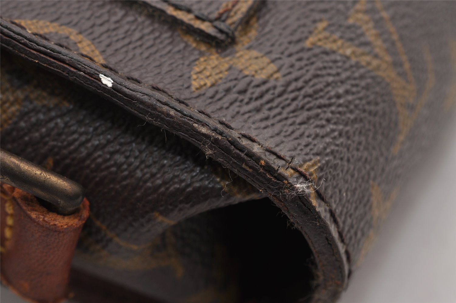 Authentic Louis Vuitton Monogram Saint Cloud GM M51242 Shoulder Bag Junk 4013I