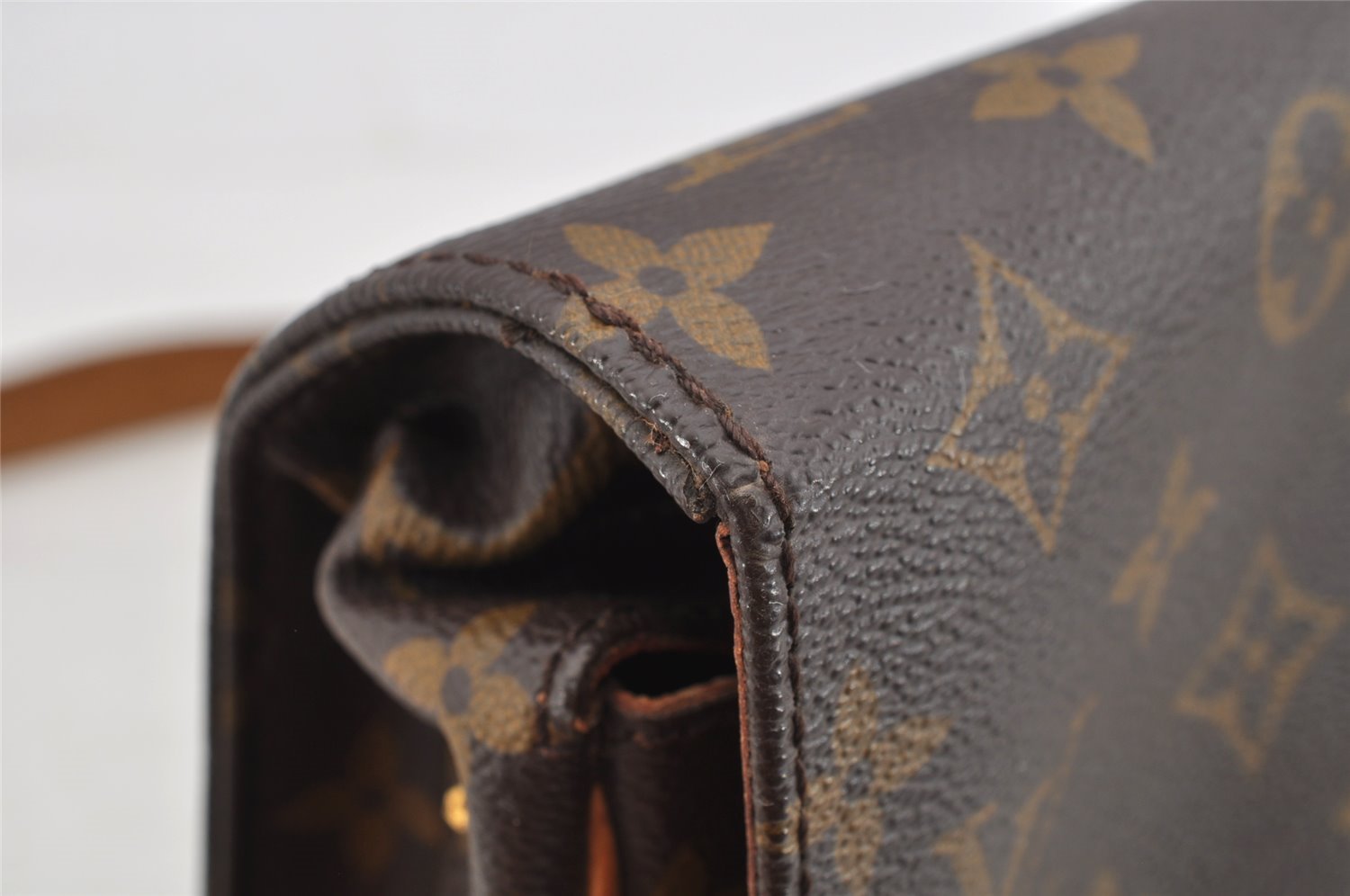 Authentic Louis Vuitton Monogram Cartouchiere MM M51253 Shoulder Bag Junk 4015I