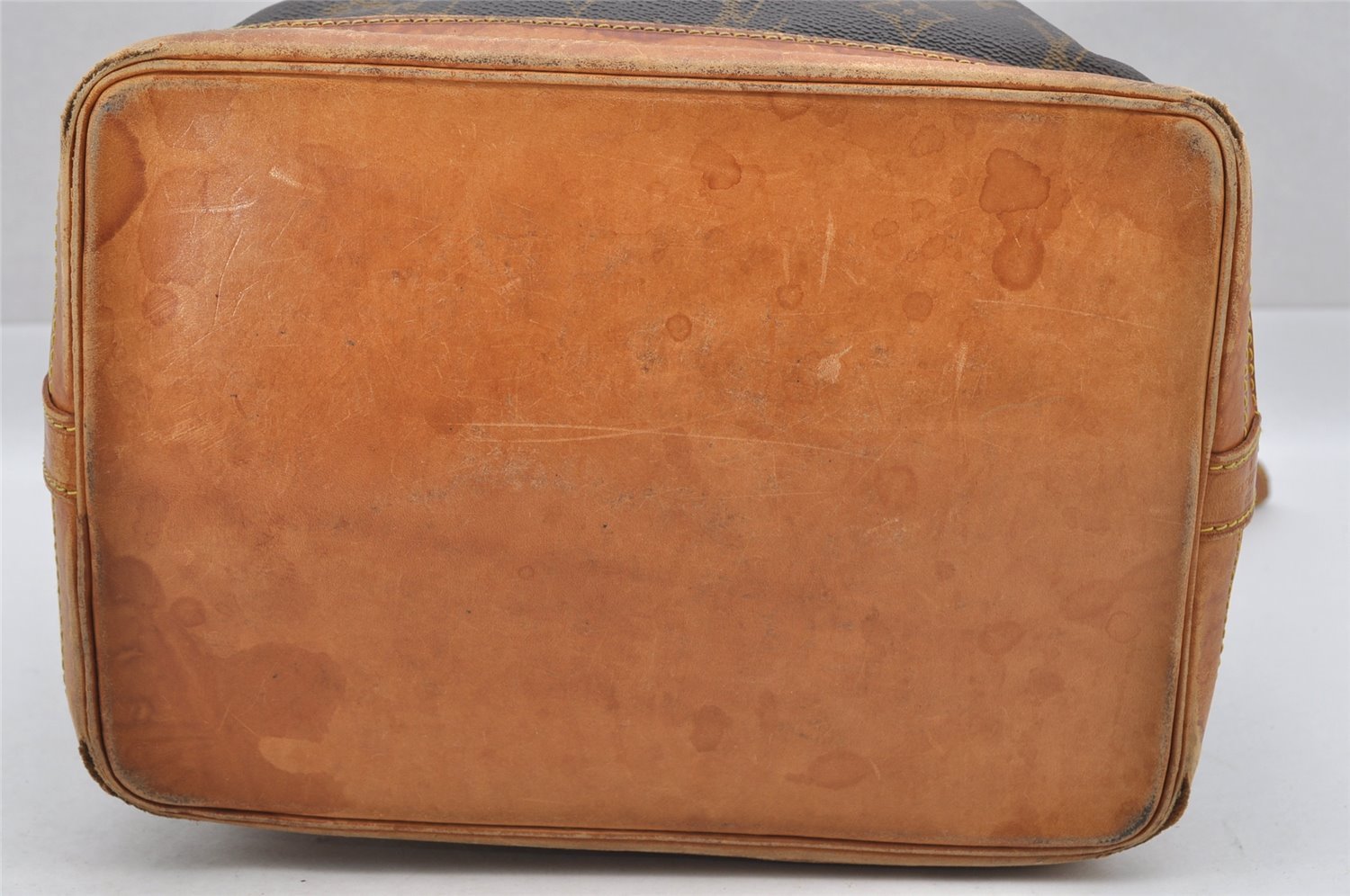 Authentic Louis Vuitton Monogram Noe Shoulder Drawstring Bag M42224 LV 4033I