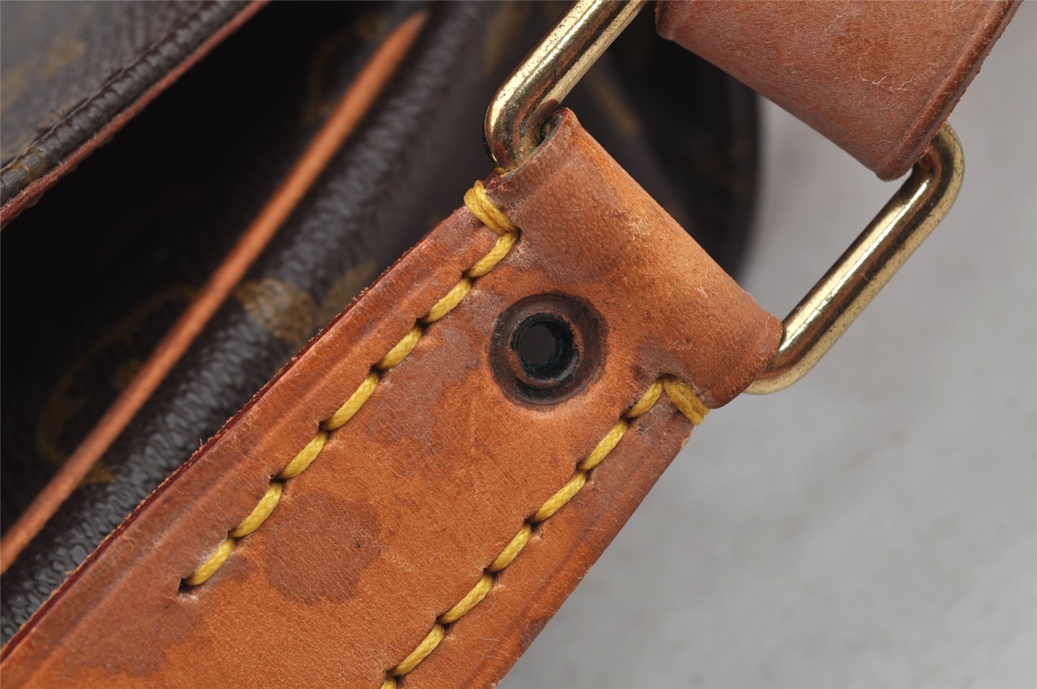 Authentic Louis Vuitton Monogram Cartouchiere GM M51252 Shoulder Bag Junk 4037I