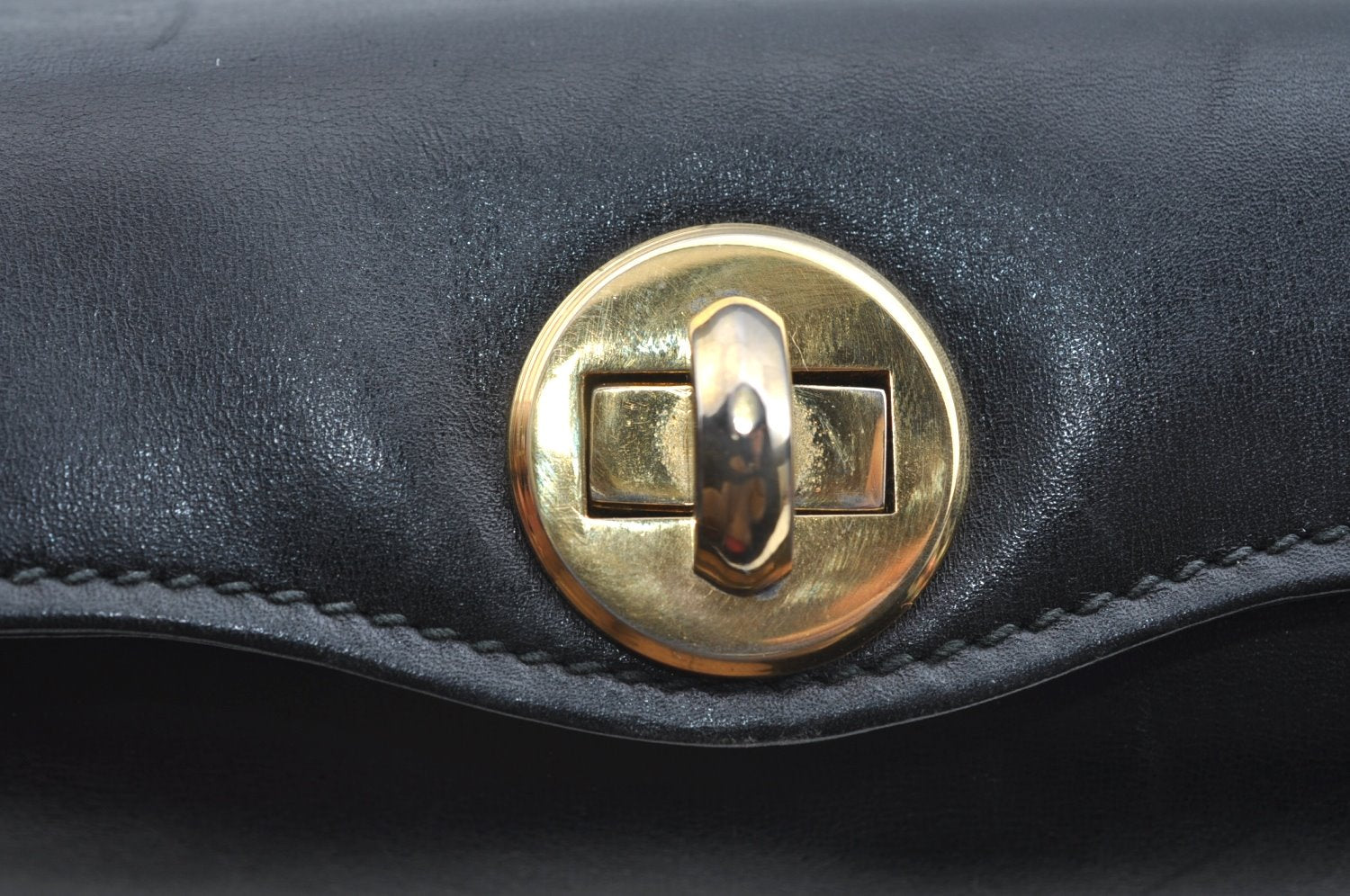 Authentic GUCCI Vintage Shoulder Hand Bag Purse Leather Black 4055G