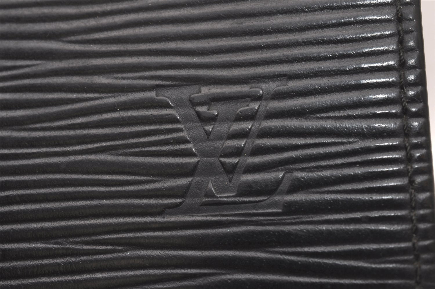 Authentic Louis Vuitton Epi Porte Yen Long Wallet Purse Black M63602 LV 4064I