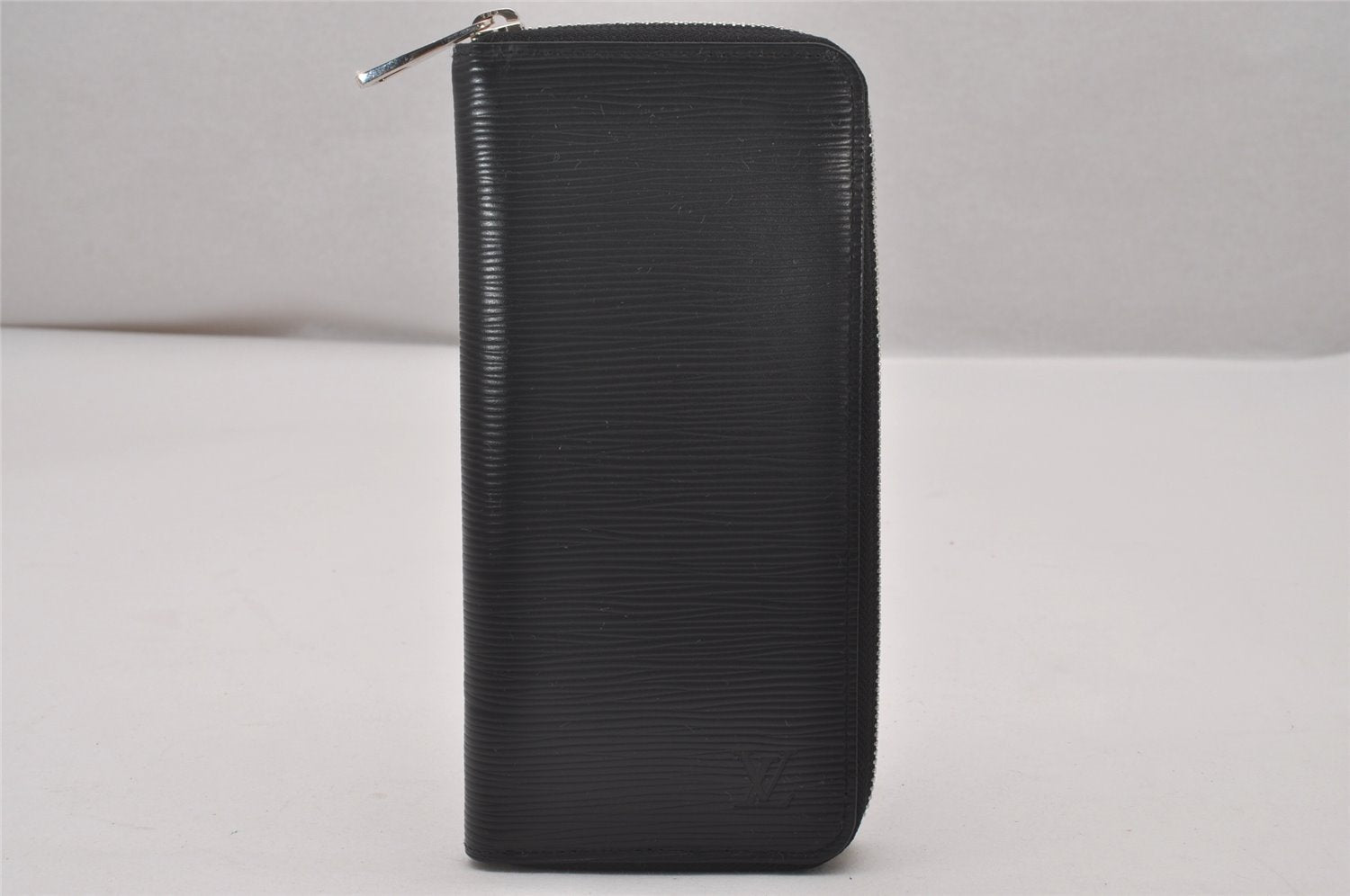 Authentic Louis Vuitton Epi Zippy Wallet Vertical Purse Black M60965 LV 4067I