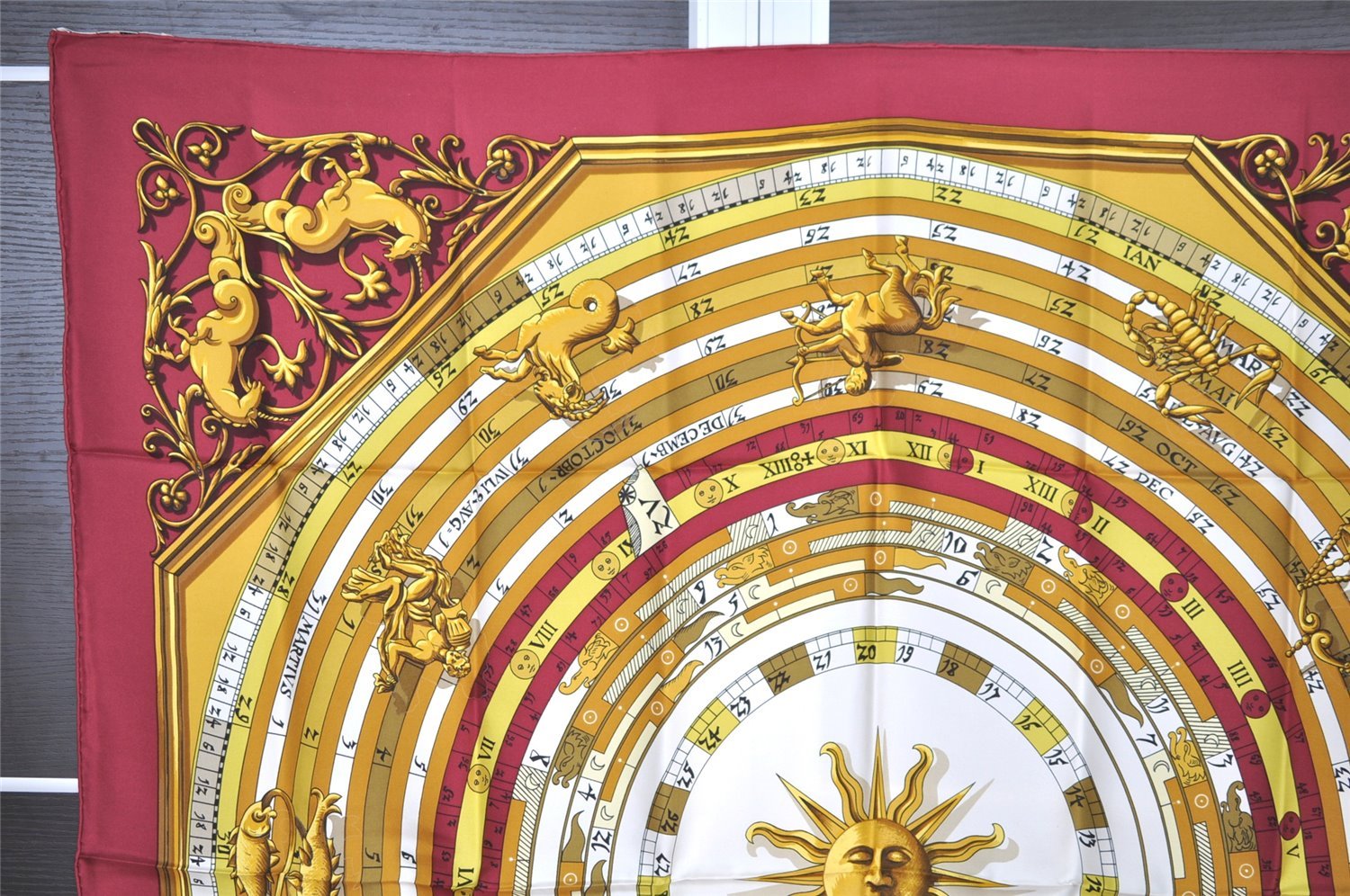 Authentic HERMES Carre 90 Scarf 