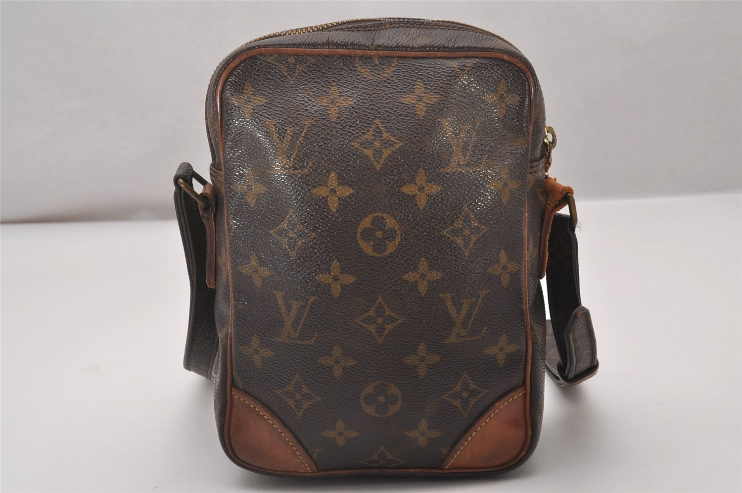 Authentic Louis Vuitton Monogram Amazone Shoulder Cross Body Bag M45236 LV 4071I