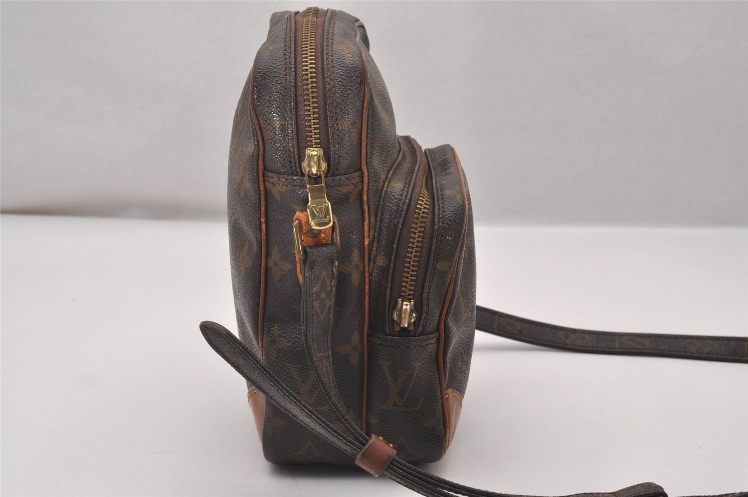 Authentic Louis Vuitton Monogram Amazone Shoulder Cross Body Bag M45236 LV 4071I