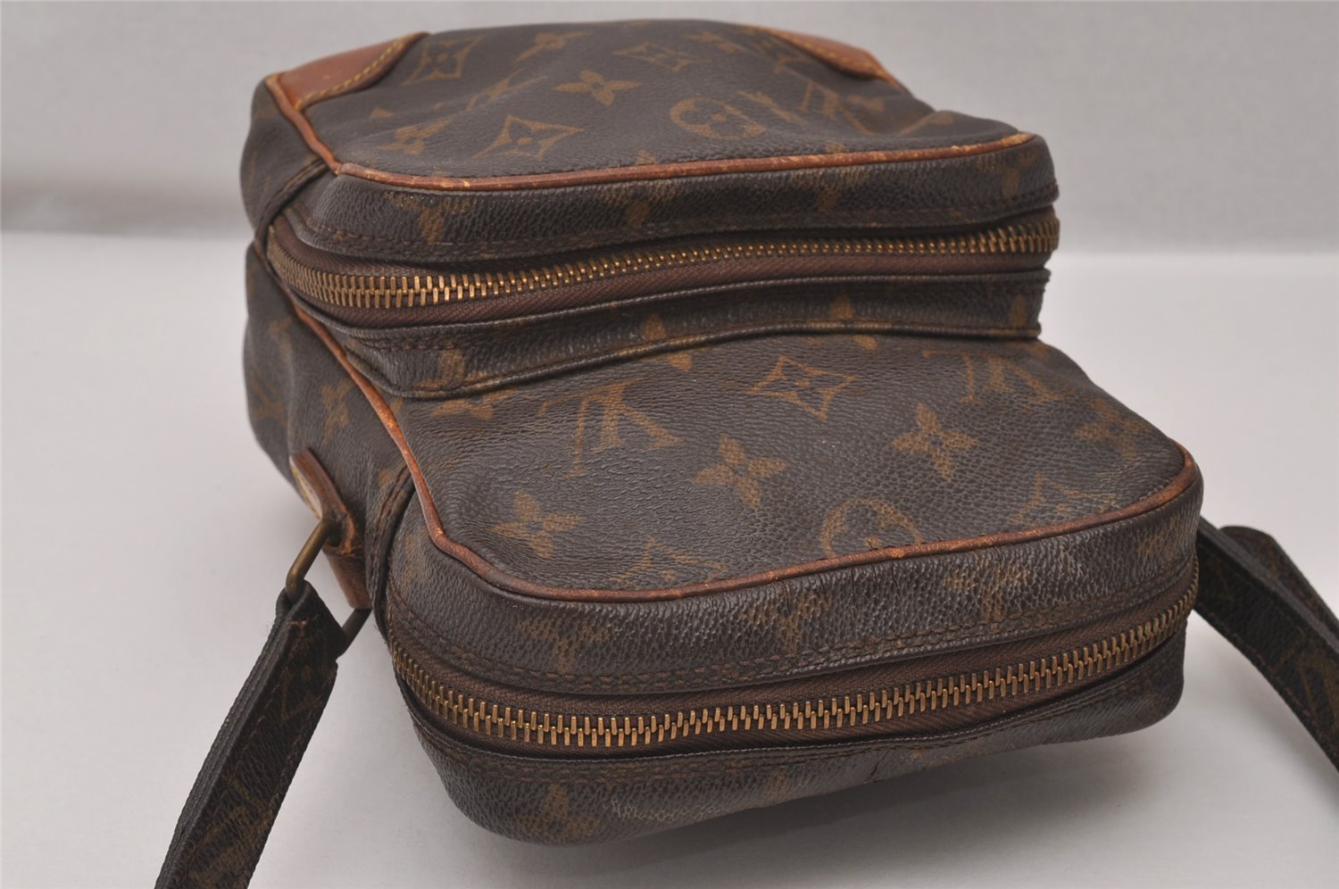 Authentic Louis Vuitton Monogram Amazone Shoulder Cross Body Bag M45236 LV 4071I