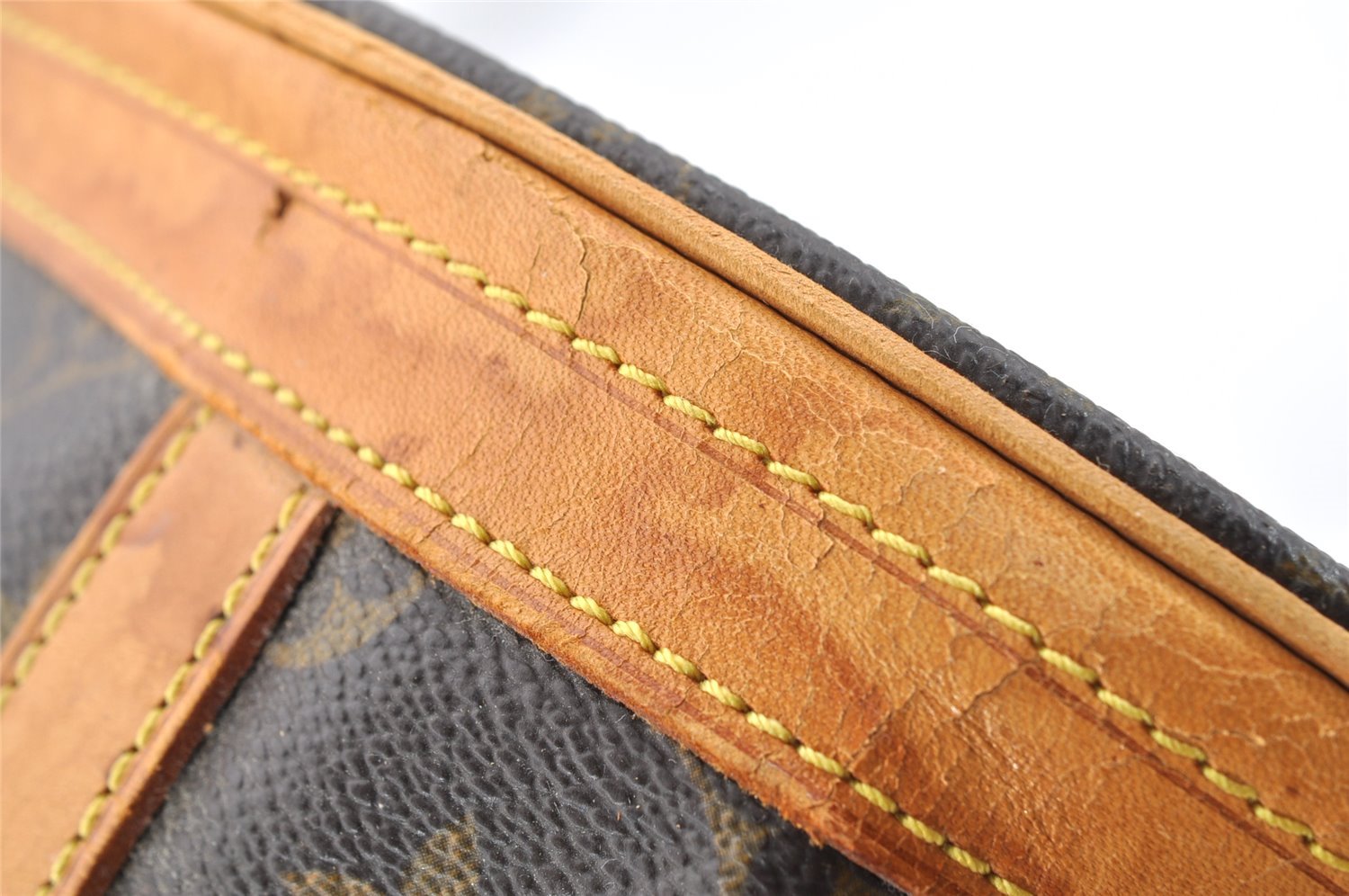 Authentic Louis Vuitton Monogram Bucket GM Shoulder Tote Bag M42236 Junk 4081I