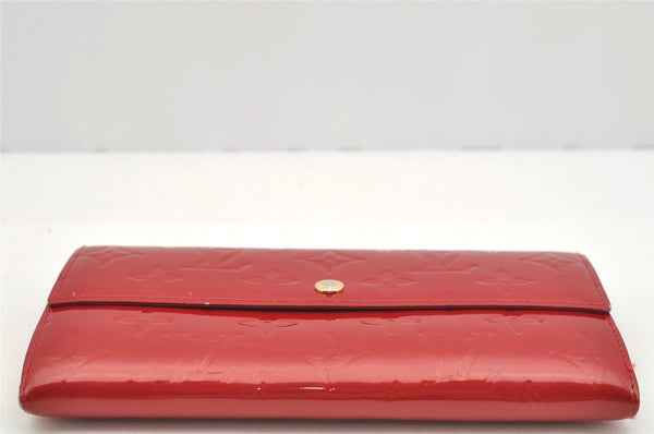 Authentic Louis Vuitton Vernis Portefeuille Sarah Wallet Red M93530 LV 4082I