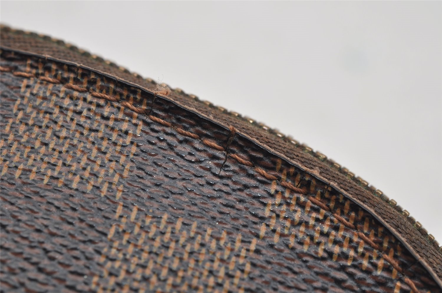 Authentic Louis Vuitton Damier Pochette Cosmetic PM Pouch N47516 LV 4085I