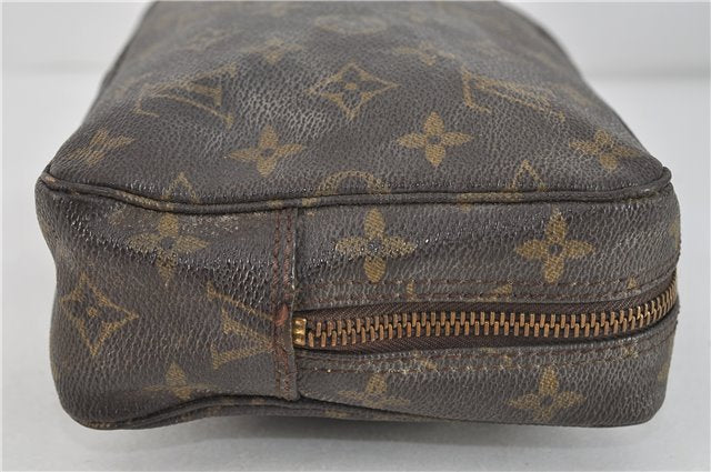 Auth Louis Vuitton Monogram Trousse Toilette 23 Clutch Hand Bag M47524 LV 4097D