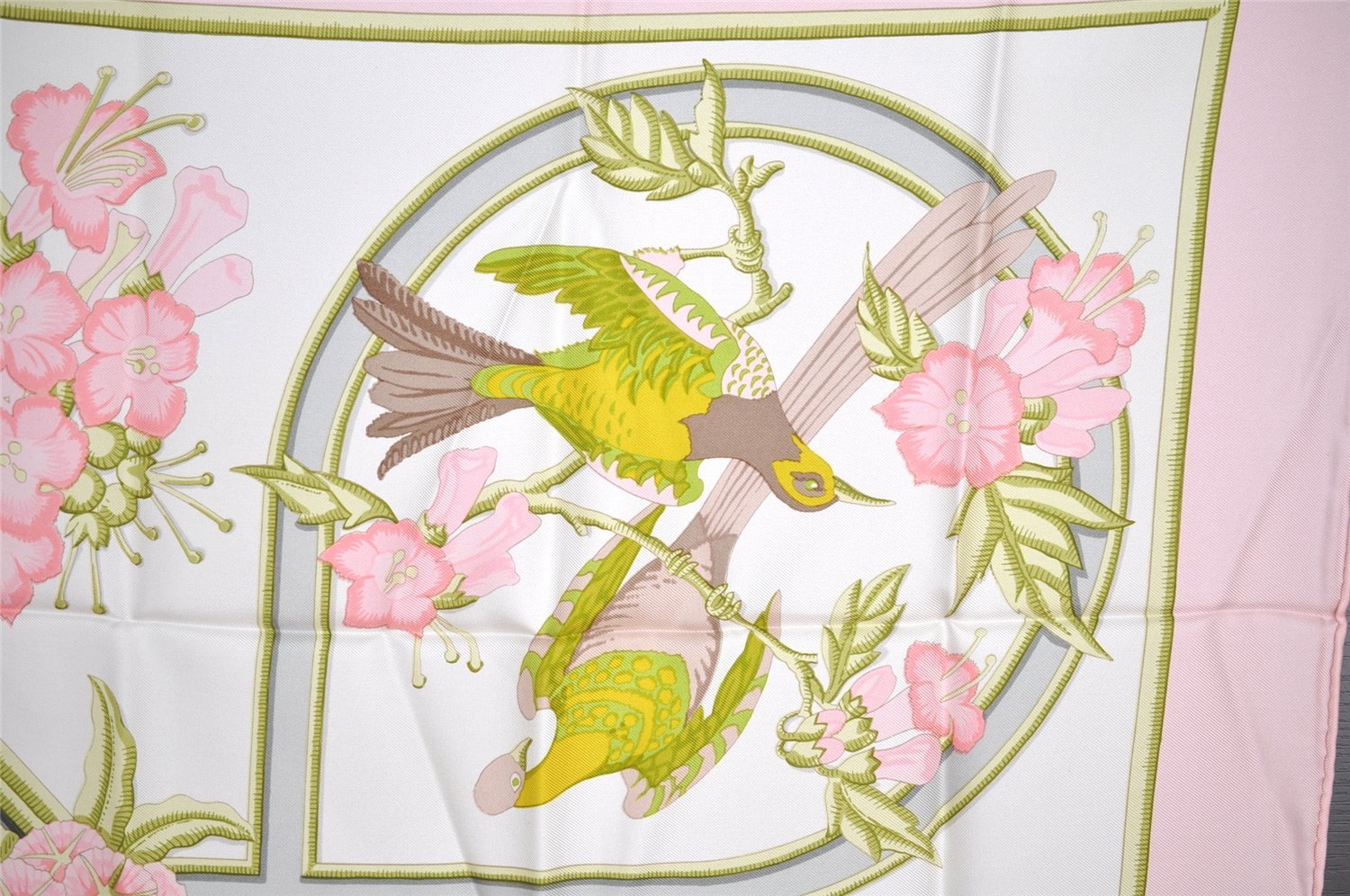 Authentic HERMES Carre 90 Scarf 