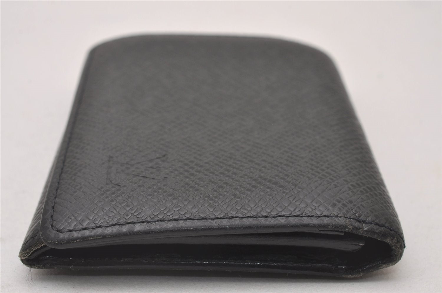 Auth Louis Vuitton Taiga Enveloppe Cartes de Visite Card Case Black Junk 4101I