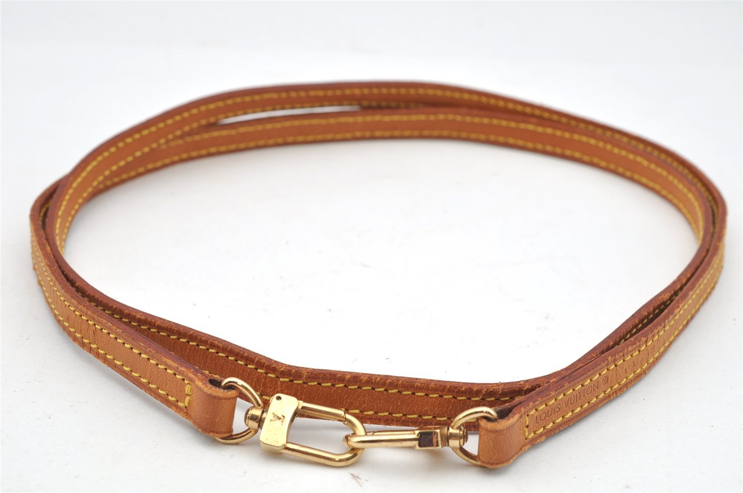 Authentic Louis Vuitton Leather Shoulder Strap Beige 46.9