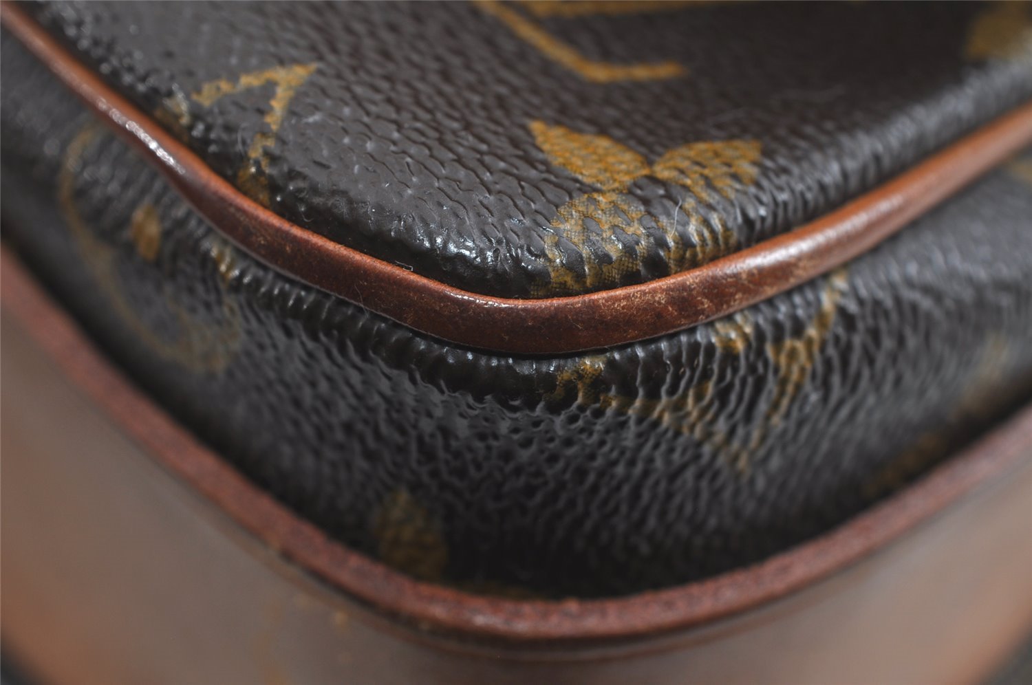 Authentic Louis Vuitton Monogram Cartouchiere MM M51253 Shoulder Cross Bag 4128I