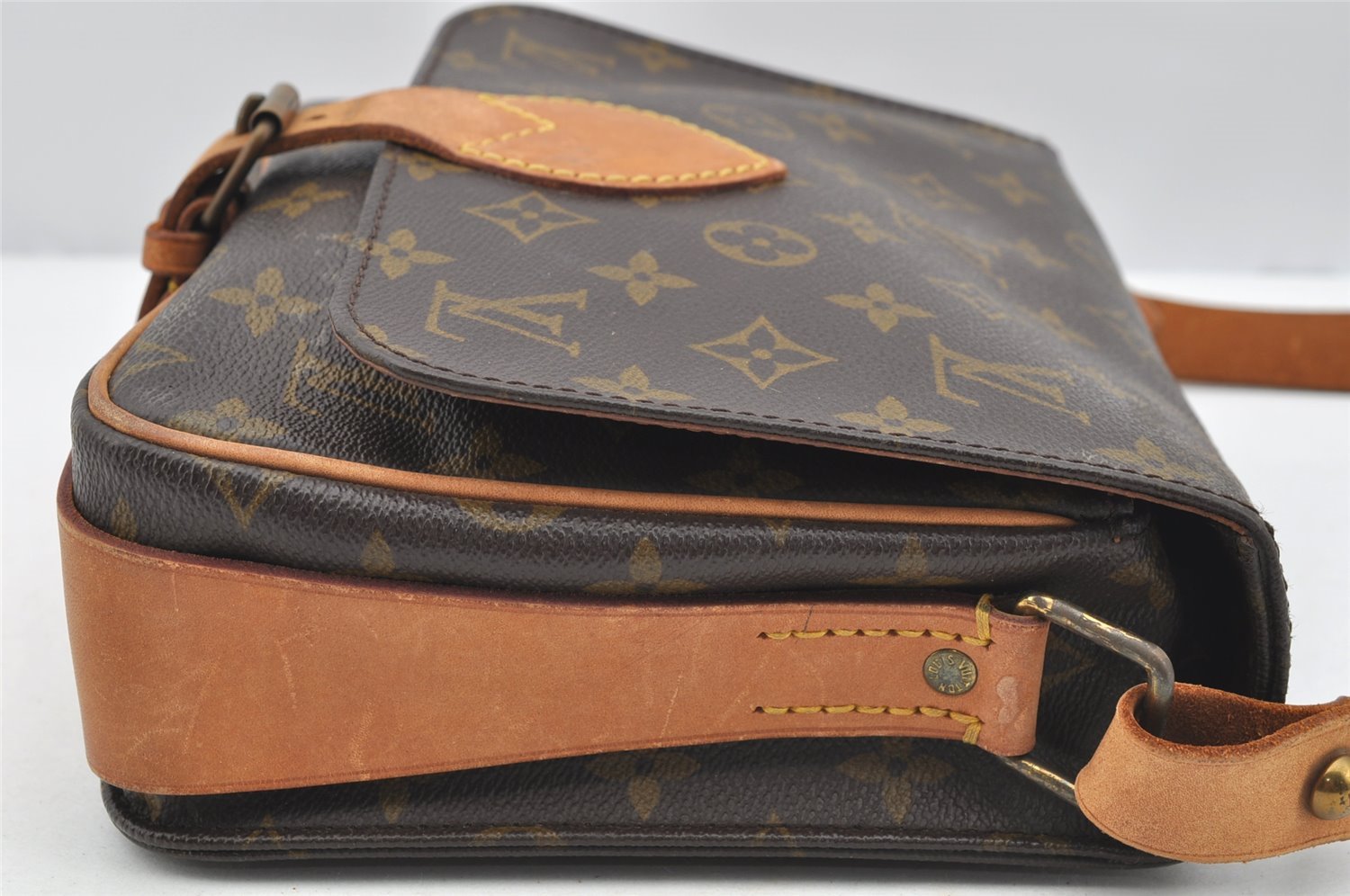 Authentic Louis Vuitton Monogram Cartouchiere MM M51253 Shoulder Cross Bag 4130I