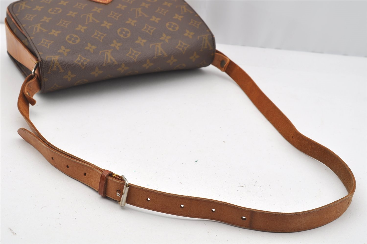 Authentic Louis Vuitton Monogram Cartouchiere GM Shoulder Bag Old Model 4138I