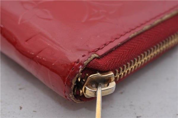 Authentic Louis Vuitton Vernis Zippy Wallet Long Purse Red M91981 LV 4153D