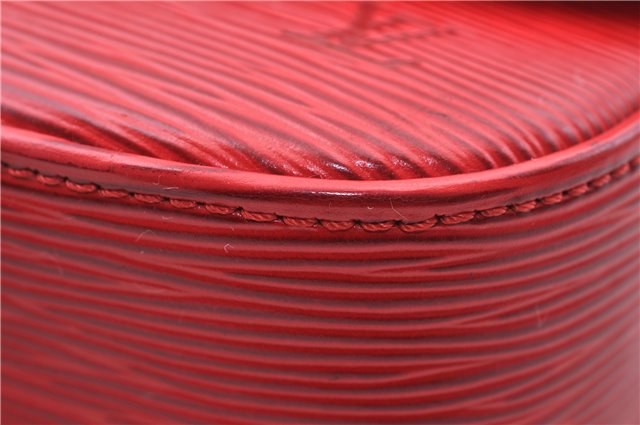 Auth LOUIS VUITTON Epi Saint Cloud PM Shoulder Cross Body Bag M52217 Red 4163C