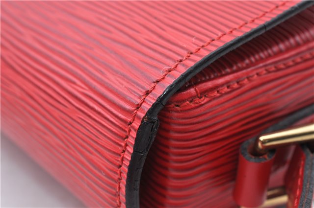 Auth LOUIS VUITTON Epi Saint Cloud PM Shoulder Cross Body Bag M52217 Red 4163C