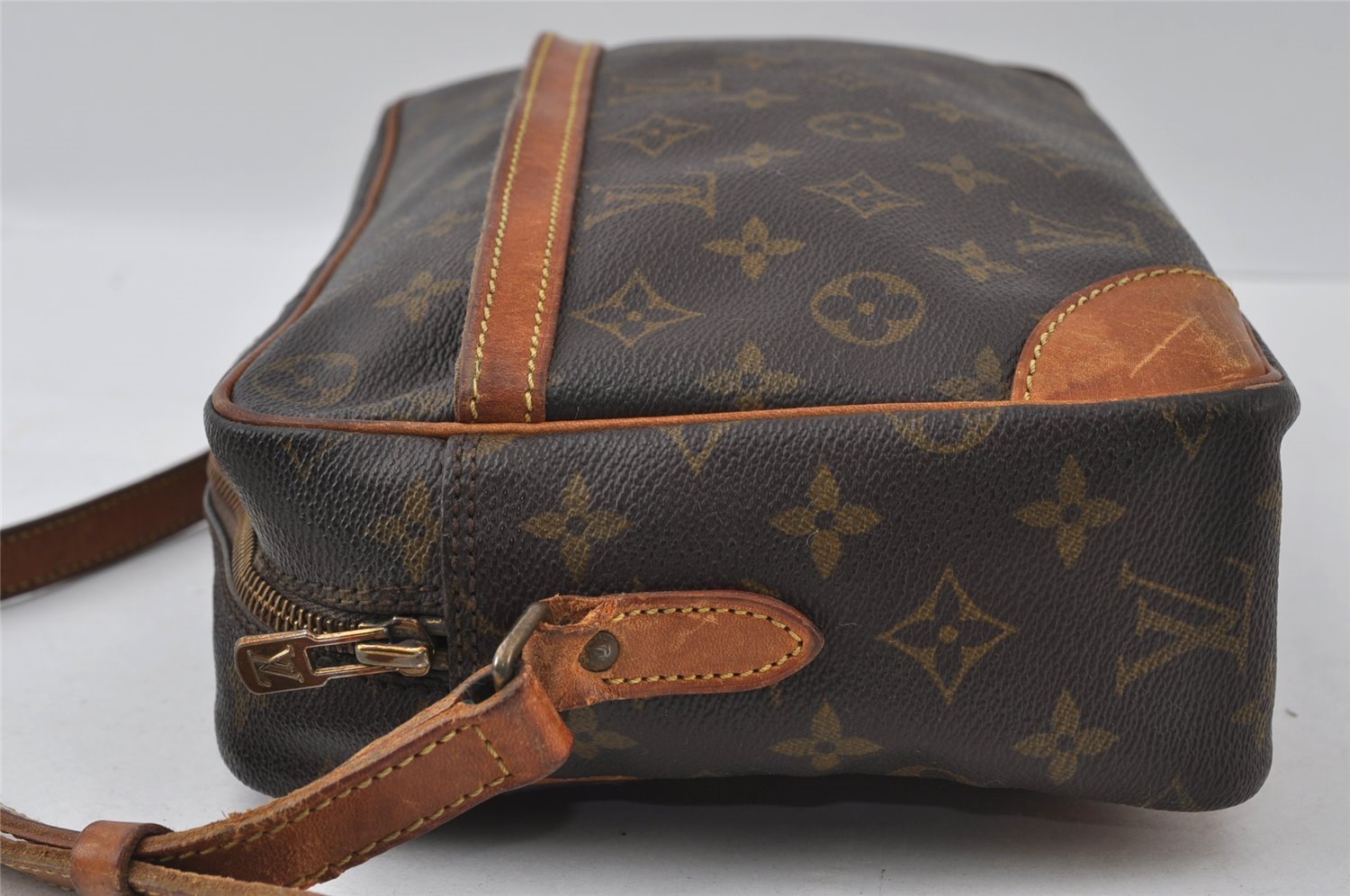 Authentic Louis Vuitton Monogram Trocadero 30 Shoulder Cross Bag M51272 LV 4167I