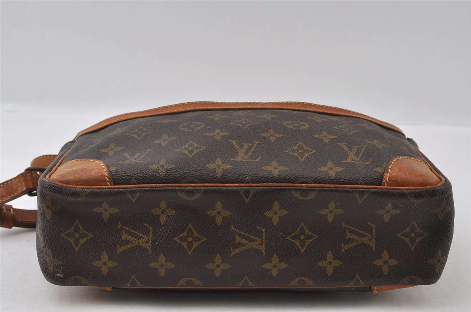 Authentic Louis Vuitton Monogram Trocadero 30 Shoulder Cross Bag M51272 LV 4167I